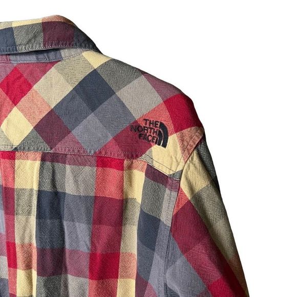 The North Face Insulated Burton Down Shirt Mens Medium - Picture 4 of 5